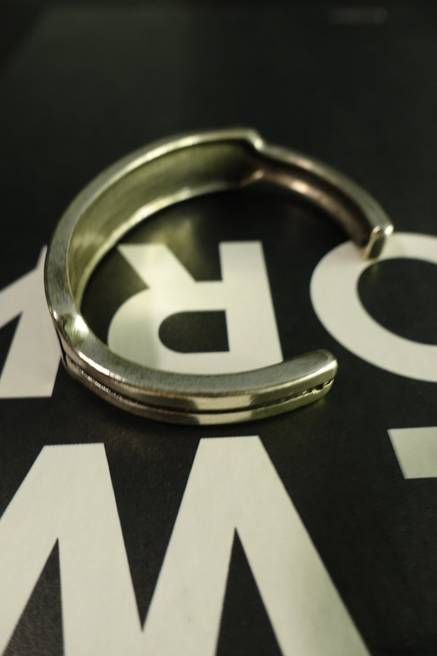 Brazalete "Black Metal"