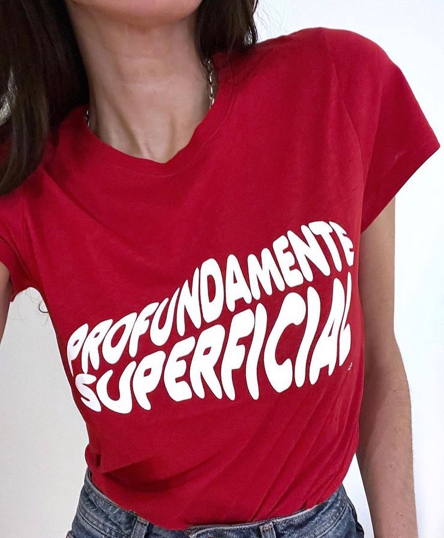 Polera Profundamente Superficial - Polera - Dfav